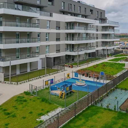 아파트 With 2 Bedrooms & Parking By Renters